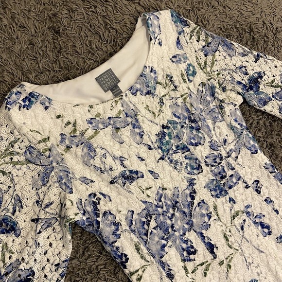 Rabbit Rabbit Rabbit Design 3/4 Bell Sleeve Floral Lace Fit &Flare Dress 16 NWOT - Picture 2 of 11